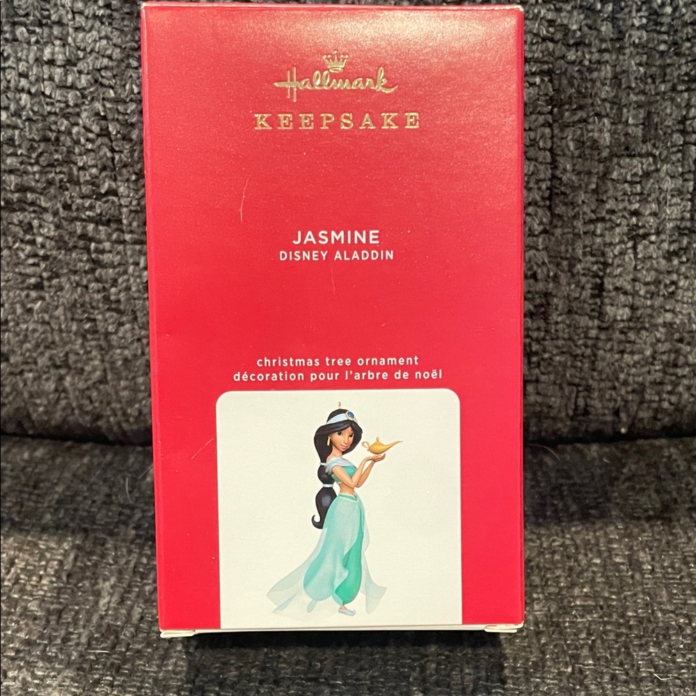 Hallmark Keepsake Disney’s Jasmine Ornament!
